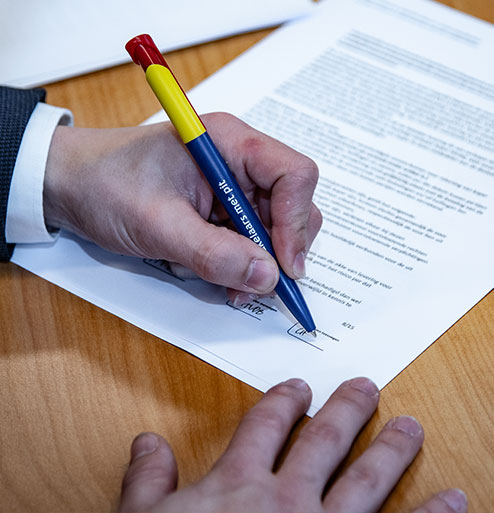 koopcontract wordt ondertekend